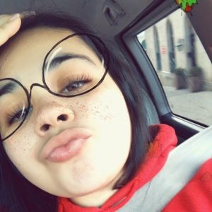 Meet your Posher, Jailene